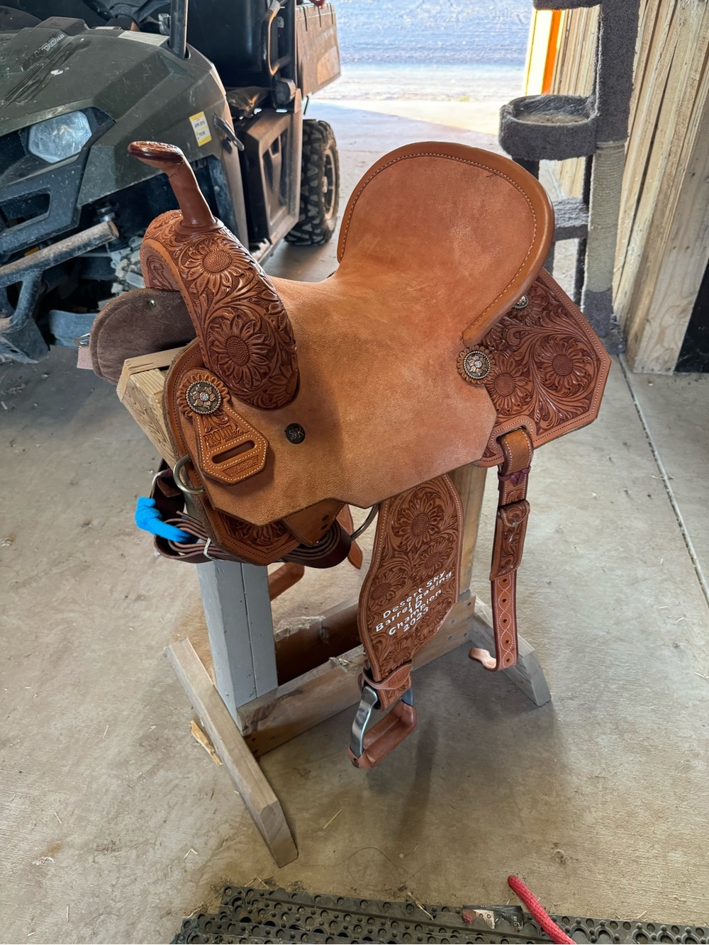 13.5 Sk pro elite barrel saddle - Picture 2 of 2